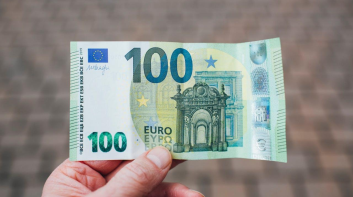 سعر اليورو مقابل الجنيه اليوم الإثنين 18 أغسطس 2025 في البنوك